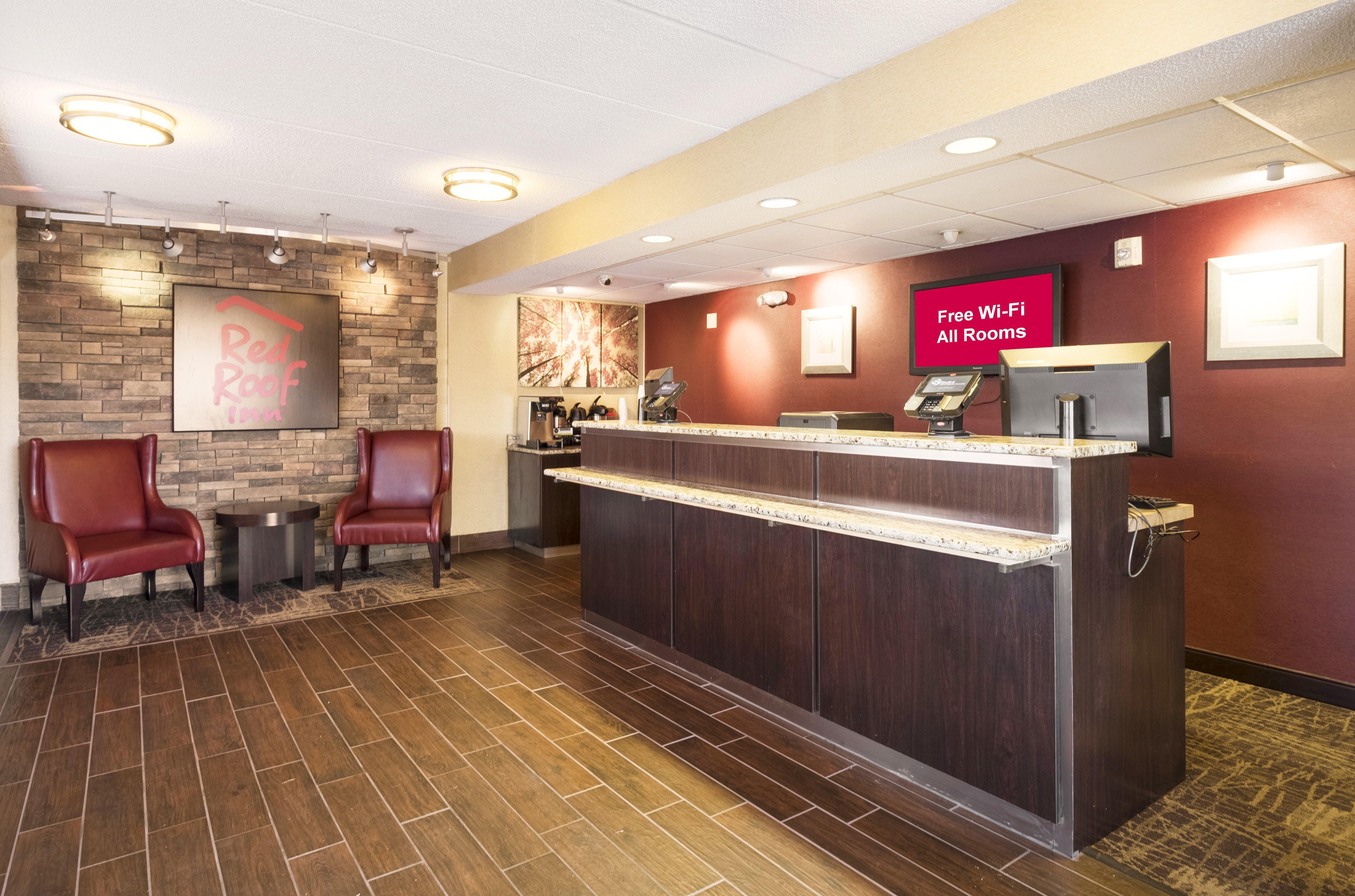 Red Roof Inn Columbia East - Ft Jackson Exterior photo